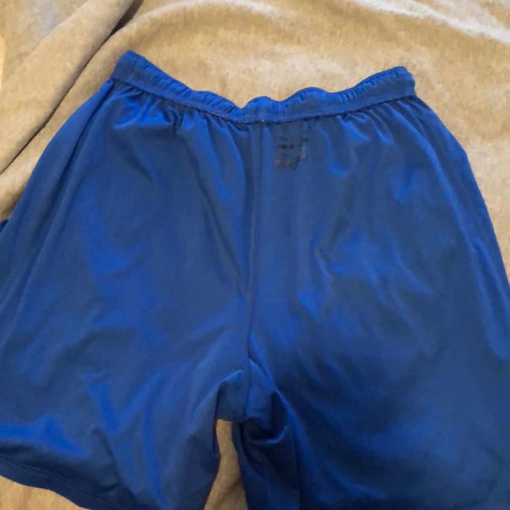 Tek Gear Shorts (basketball length) good condition - Picture 6 of 6